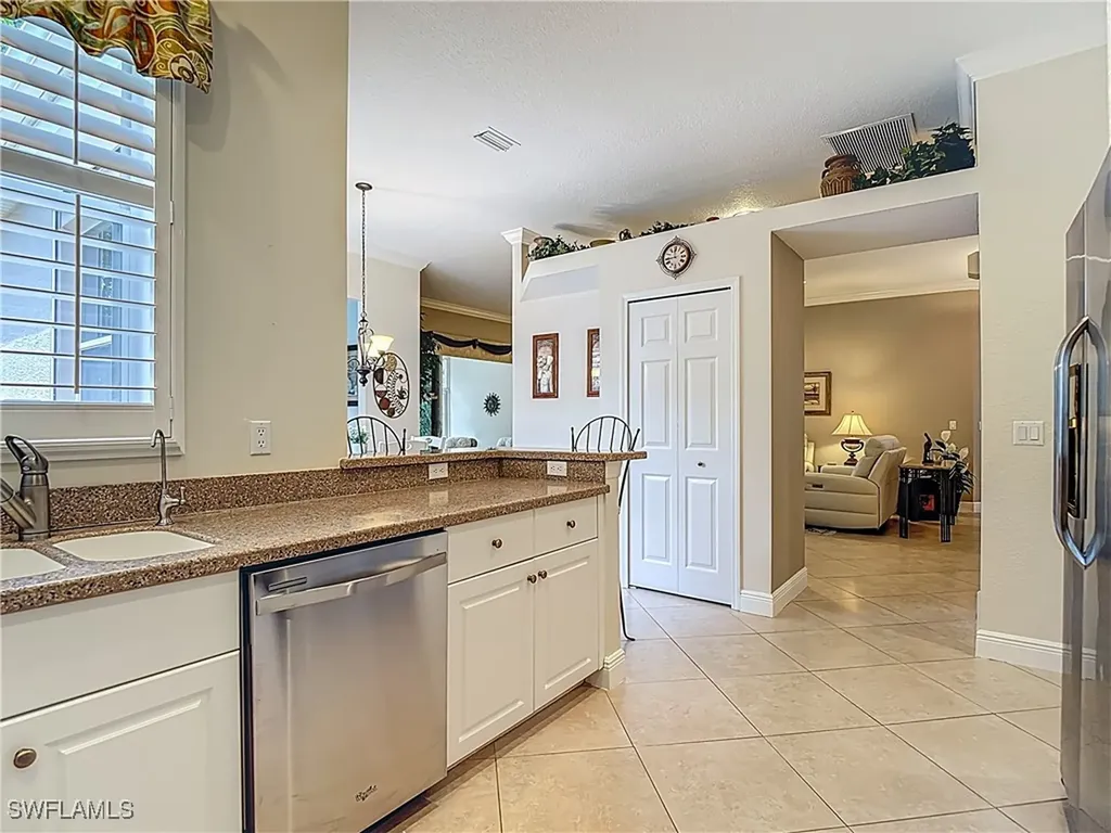 2050 Rio Nuevo Drive North Fort Myers FL 33917