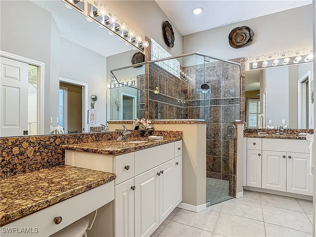 2050 Rio Nuevo Drive North Fort Myers FL 33917
