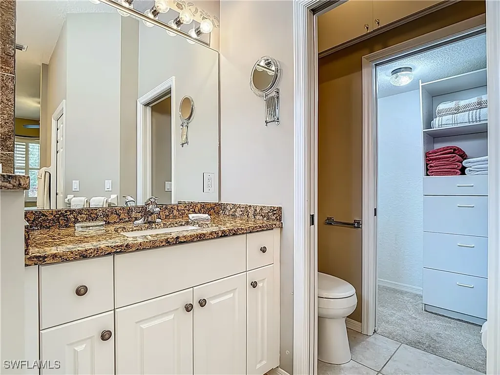 2050 Rio Nuevo Drive North Fort Myers FL 33917