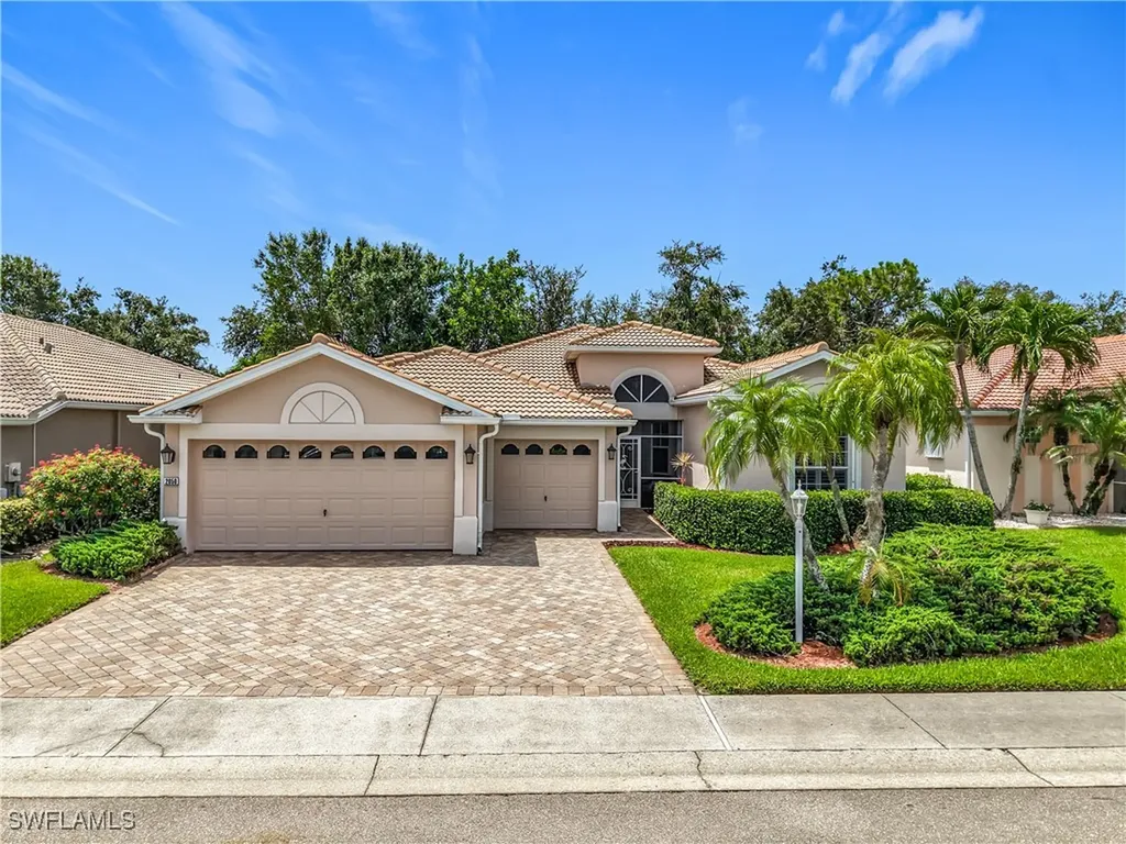 2050 Rio Nuevo Drive North Fort Myers FL 33917