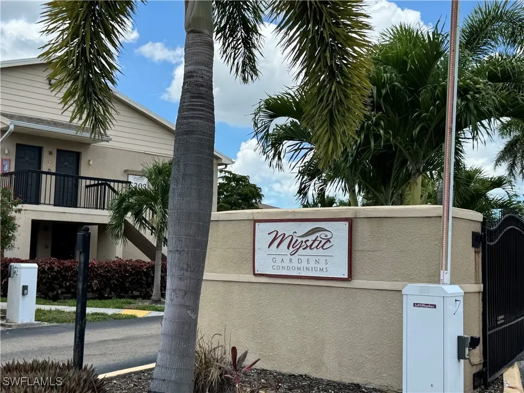5307 Summerlin Road Fort Myers FL 33919