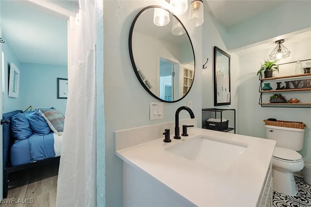 1971 Holiday Lane Naples FL 34104