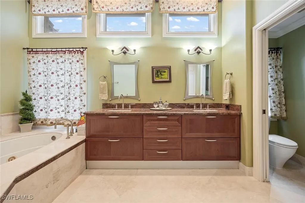 13162 Bridgeford Avenue Bonita Springs FL 34135