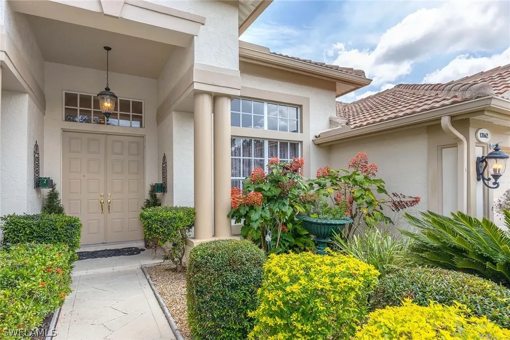 13162 Bridgeford Avenue Bonita Springs FL 34135