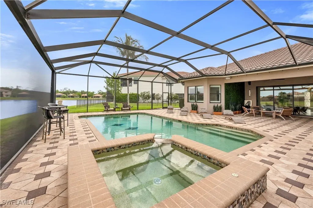 3910 Glacier Court Naples FL 34119
