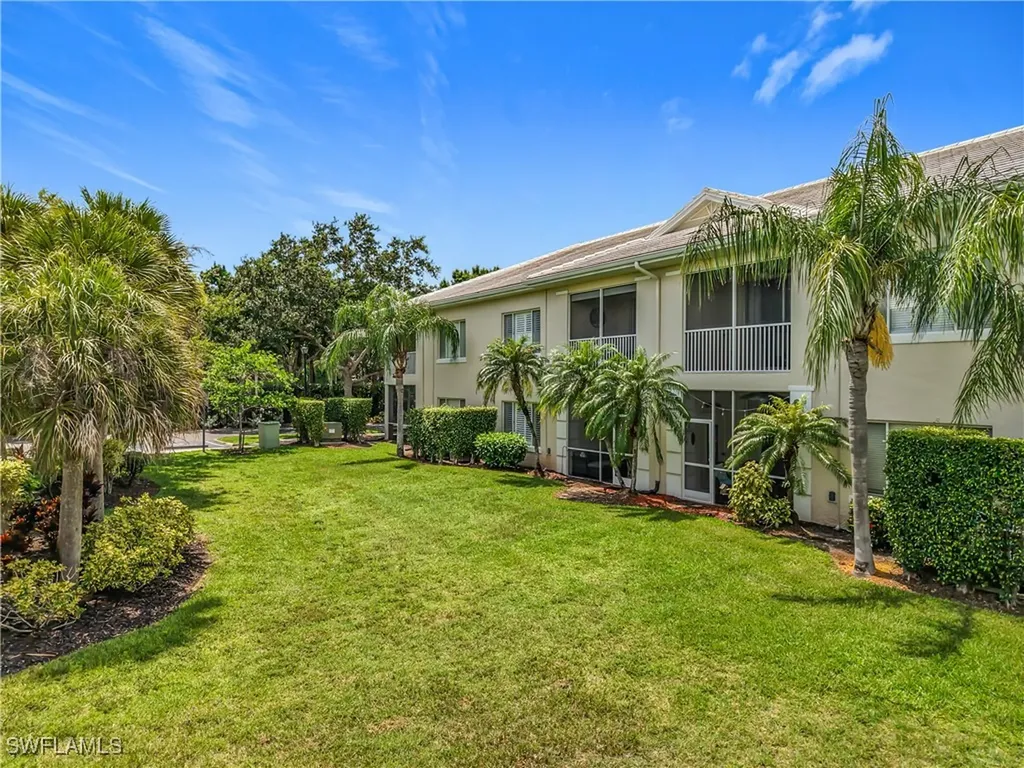 1340 Sweetwater Cove Naples FL 34110
