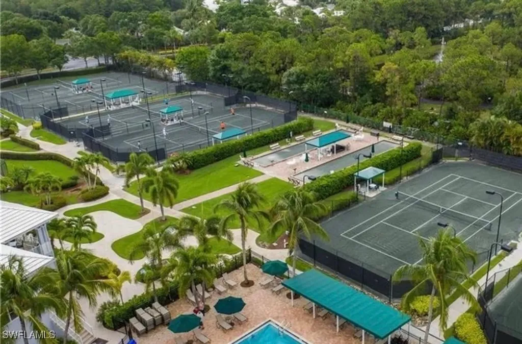 1340 Sweetwater Cove Naples FL 34110