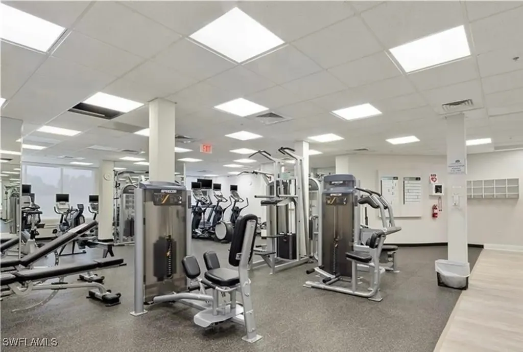 1340 Sweetwater Cove Naples FL 34110