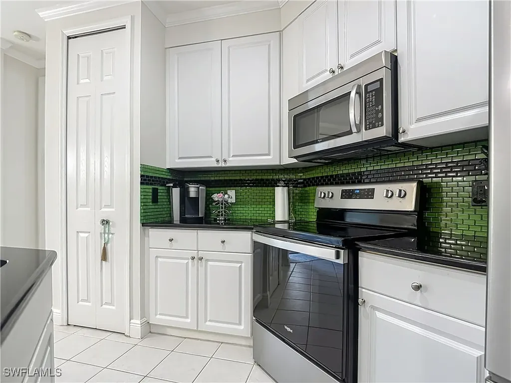 1340 Sweetwater Cove Naples FL 34110