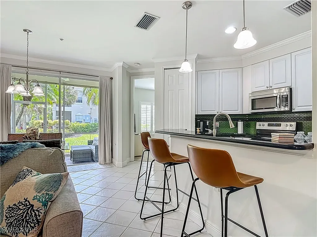 1340 Sweetwater Cove Naples FL 34110