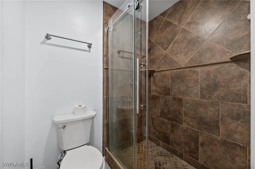 1410 SE 31st Terrace Cape Coral FL 33904