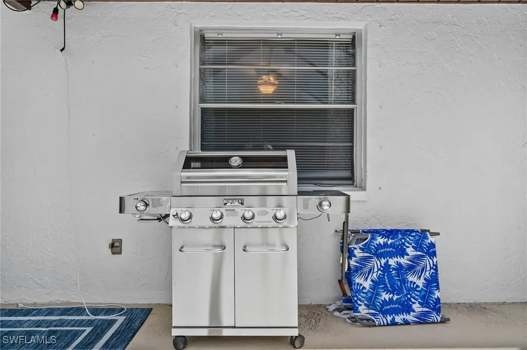 1410 SE 31st Terrace Cape Coral FL 33904