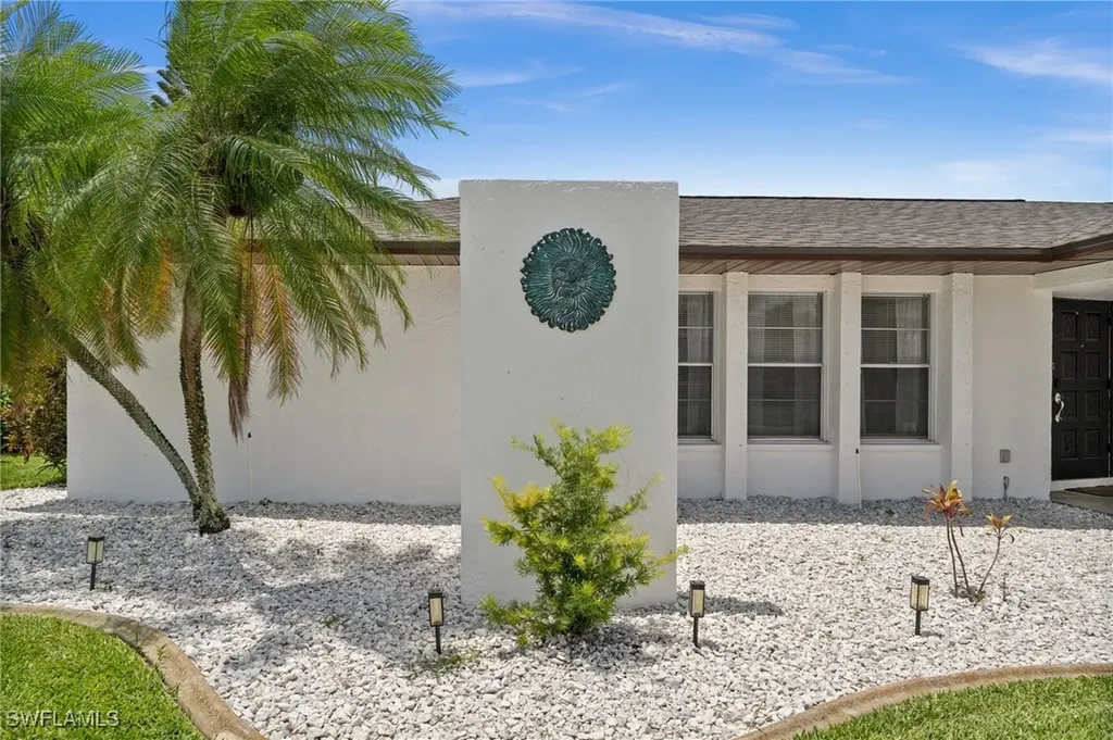 1410 SE 31st Terrace Cape Coral FL 33904
