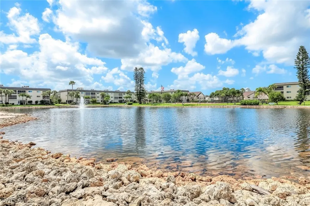 1000 Manatee Road Naples FL 34114