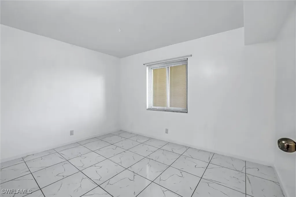 1000 Manatee Road Naples FL 34114