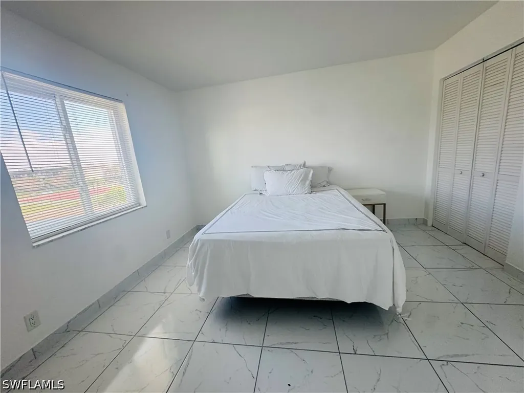 1000 Manatee Road Naples FL 34114