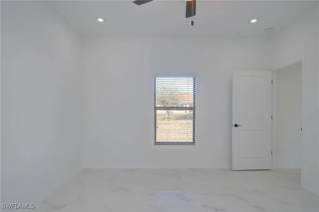 2107 Jefferson Avenue Alva FL 33920