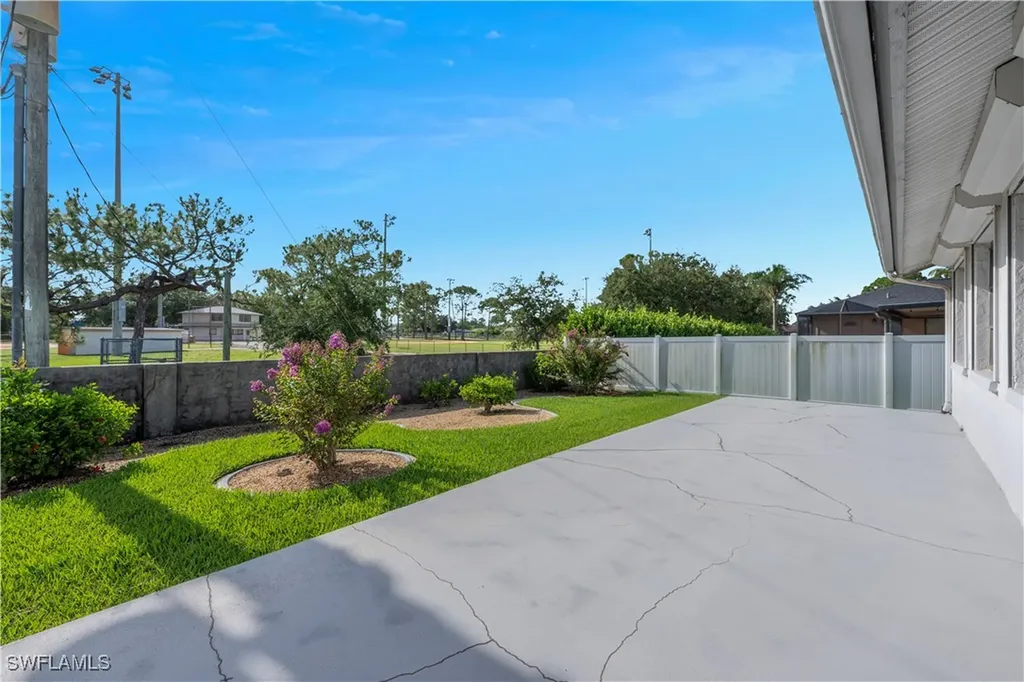 17347 Meadow Lake Circle Fort Myers FL 33967