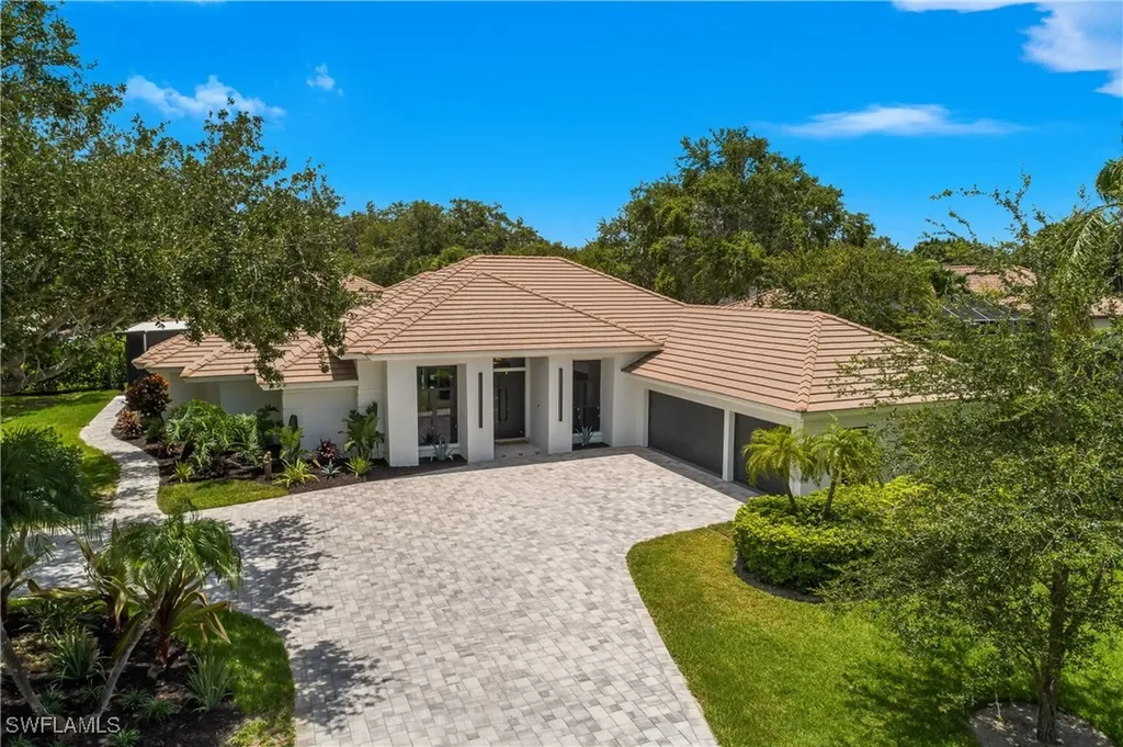 Naples FL, 1984 Mission Drive