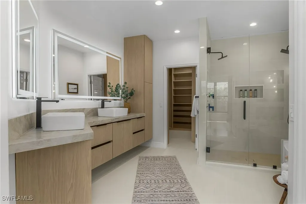 1984 Mission Drive Naples FL 34109