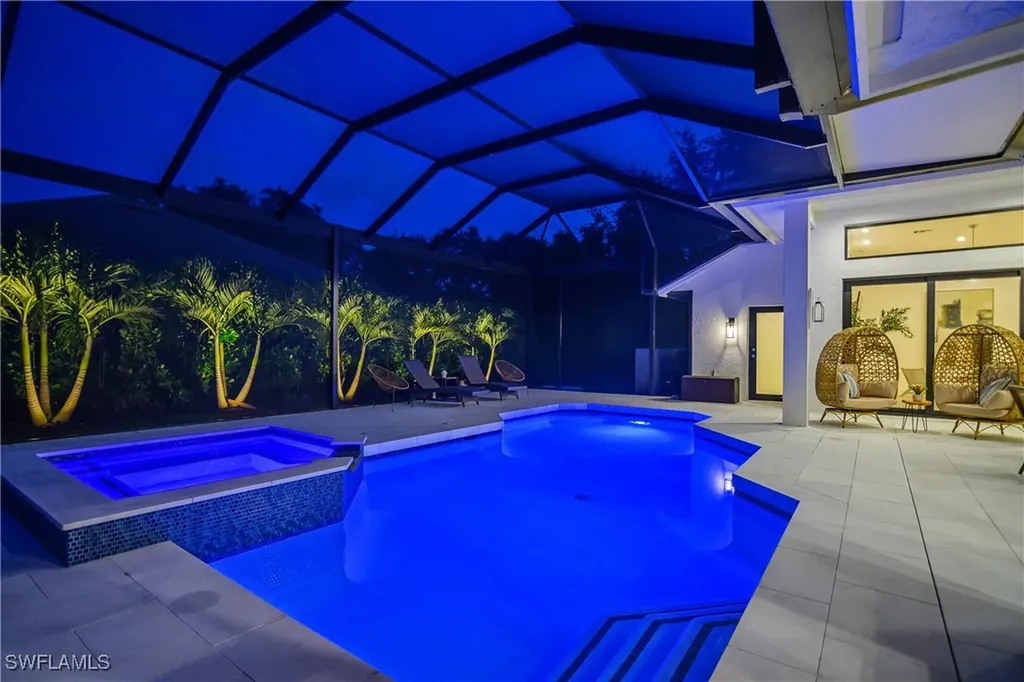 1984 Mission Drive Naples FL 34109