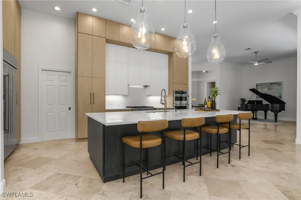 1984 Mission Drive Naples FL 34109