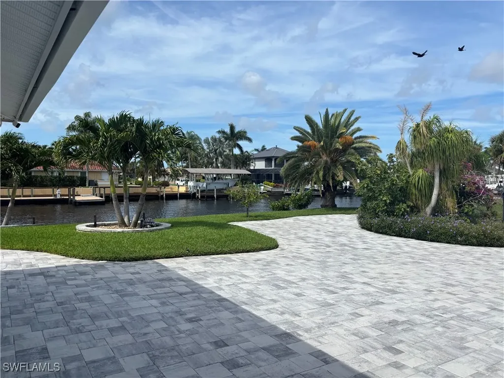 1951 SE 32nd Street Cape Coral FL 33904