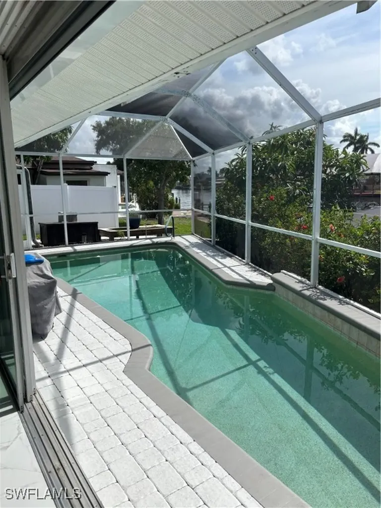 1951 SE 32nd Street Cape Coral FL 33904