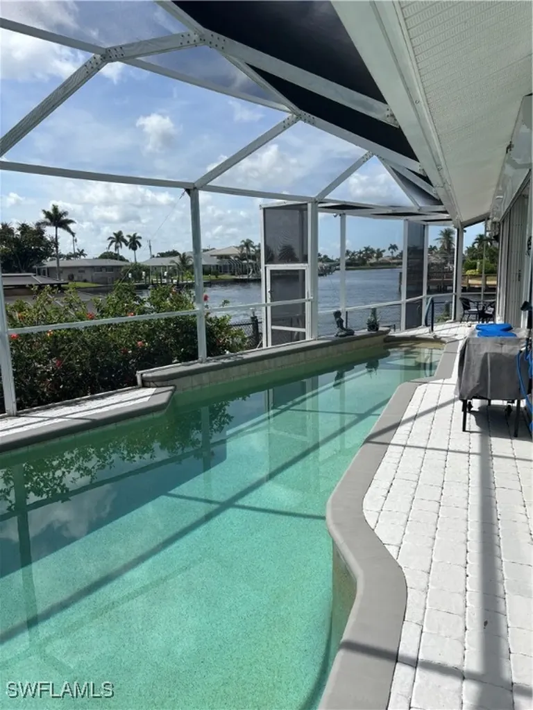1951 SE 32nd Street Cape Coral FL 33904
