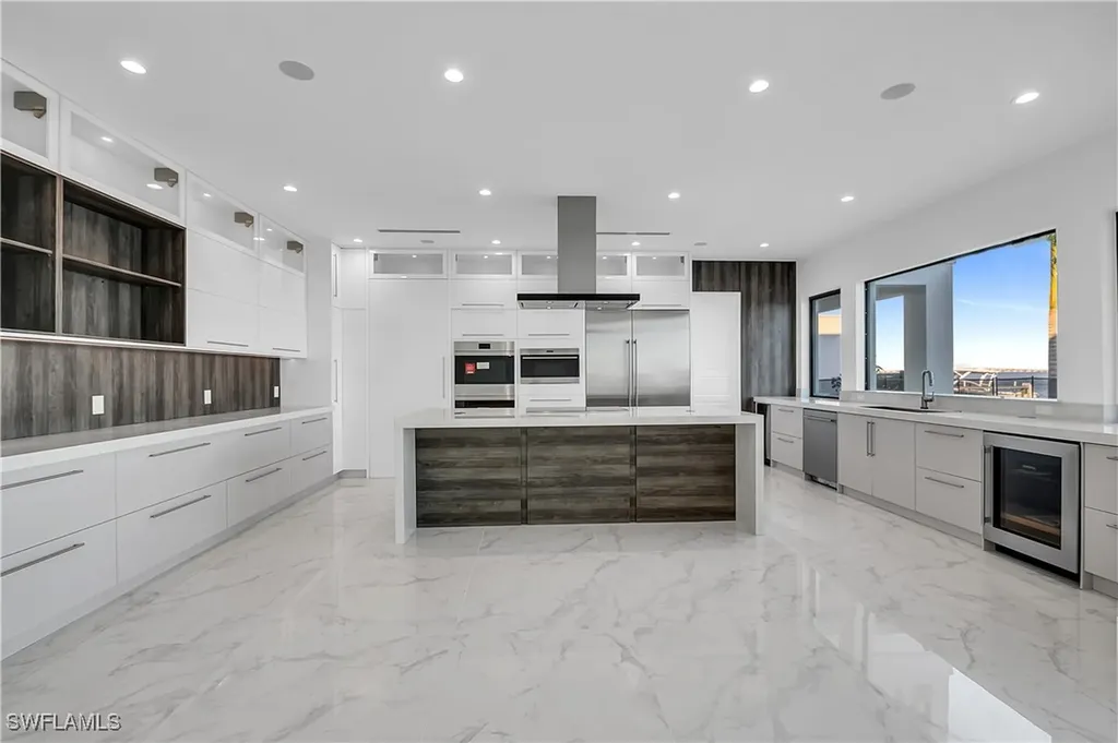 5735 Riverside Drive Cape Coral FL 33904