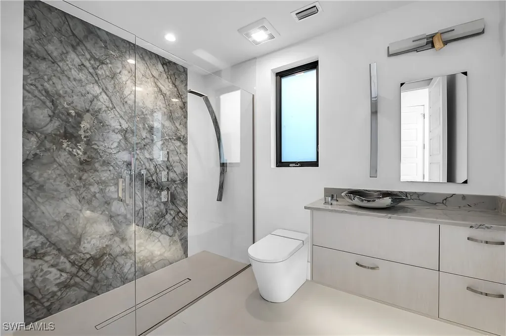 5735 Riverside Drive Cape Coral FL 33904