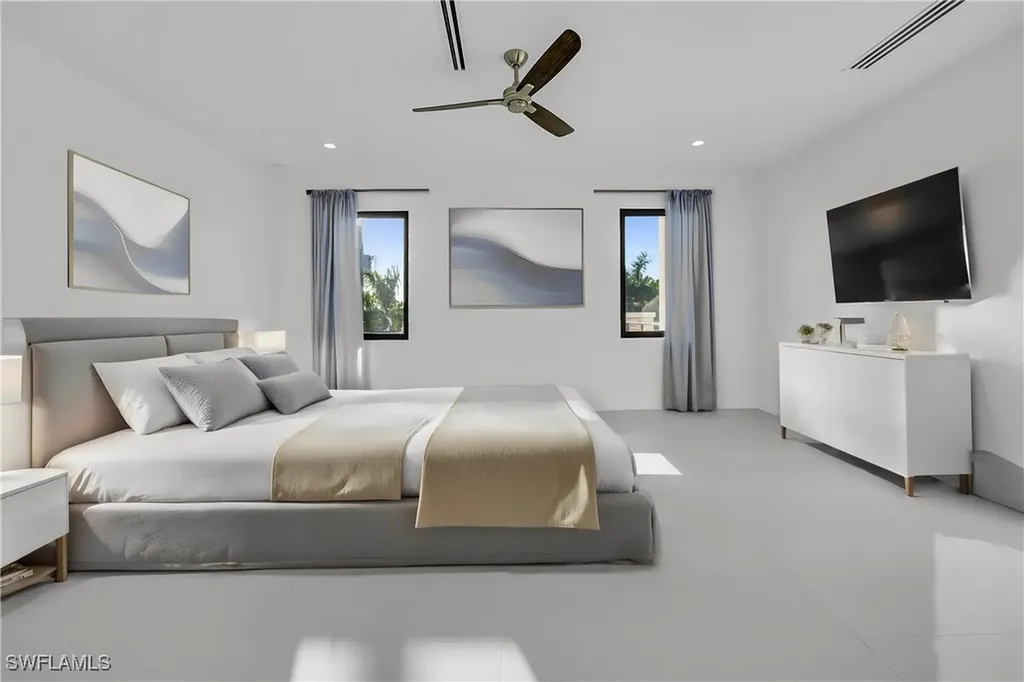 5735 Riverside Drive Cape Coral FL 33904