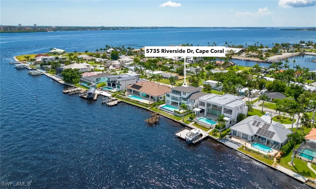 5735 Riverside Drive Cape Coral FL 33904