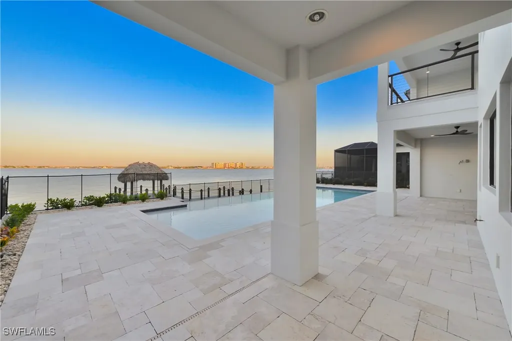 5735 Riverside Drive Cape Coral FL 33904