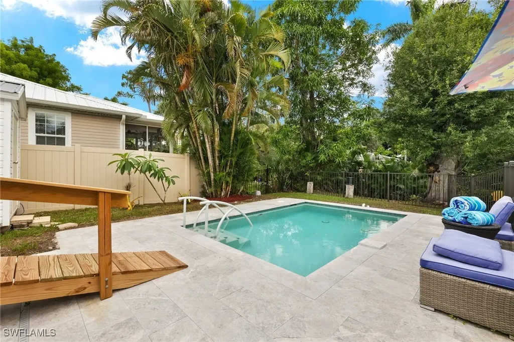 27654 Tennessee Street Bonita Springs FL 34135