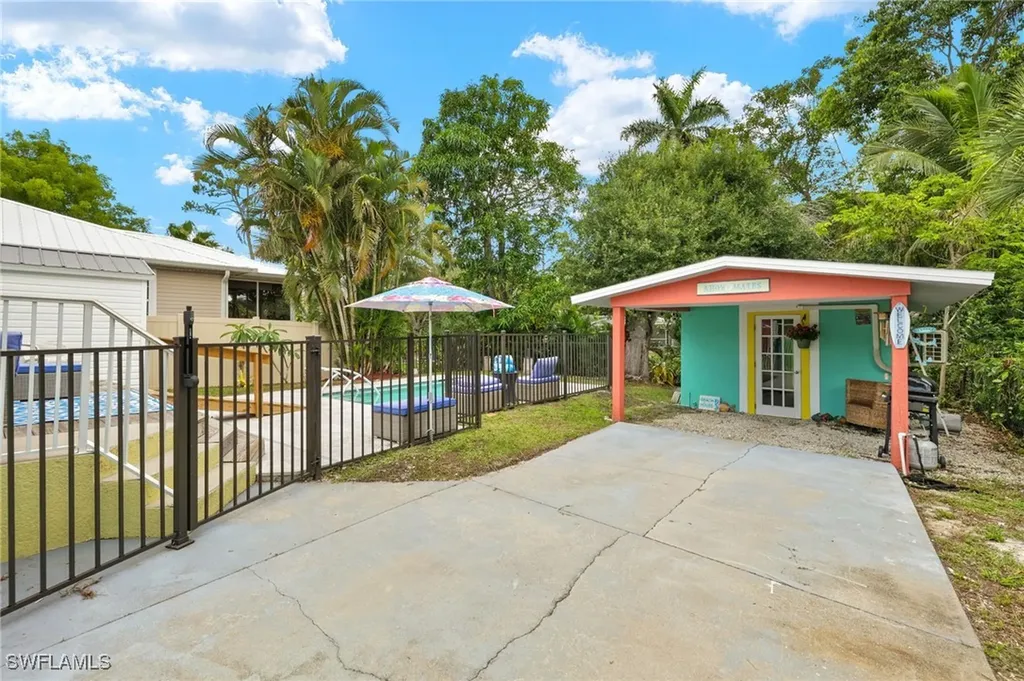 27654 Tennessee Street Bonita Springs FL 34135