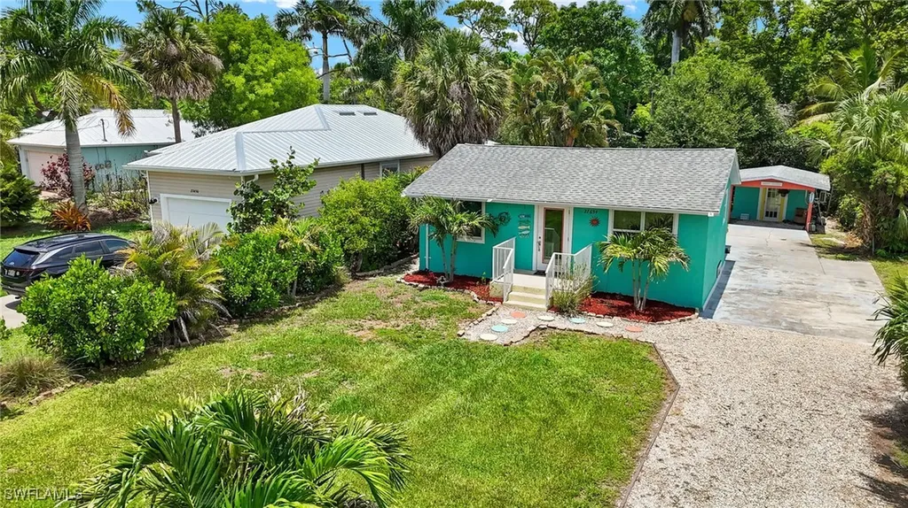 27654 Tennessee Street Bonita Springs FL 34135