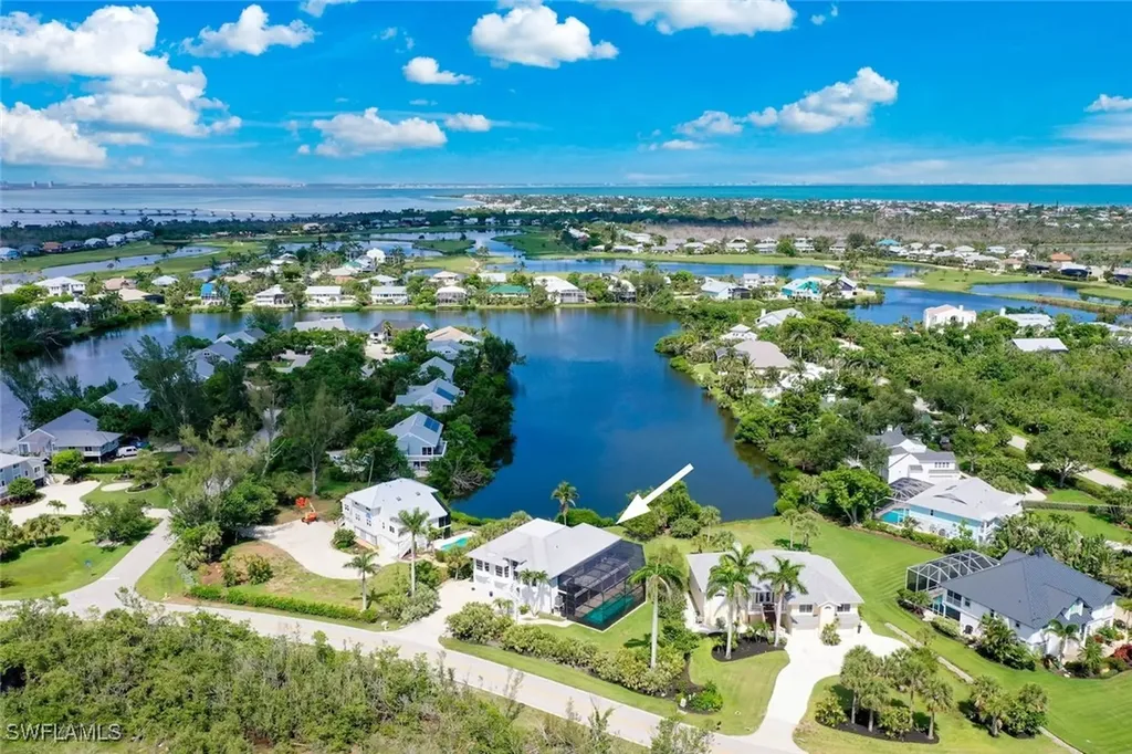 1537 Sand Castle Road Sanibel FL 33957