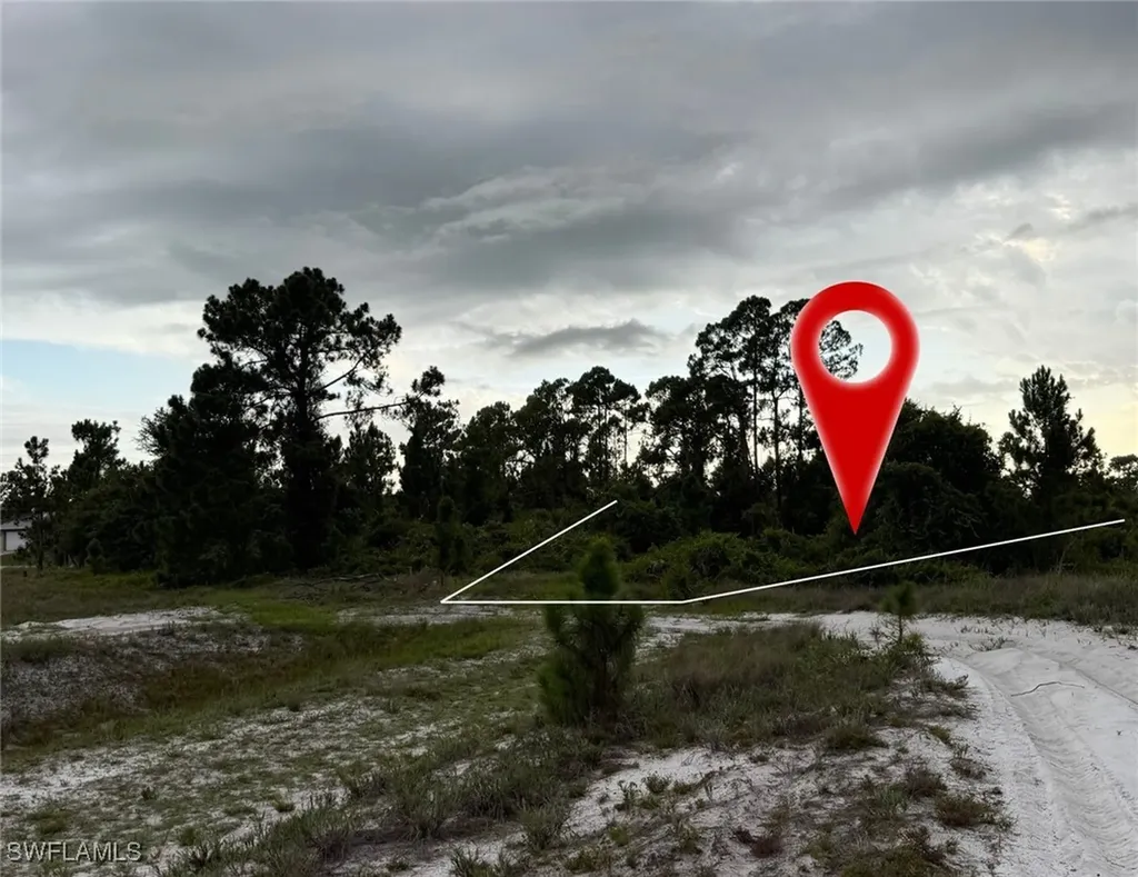 1121 Hallmark Avenue S Lehigh Acres FL 33974