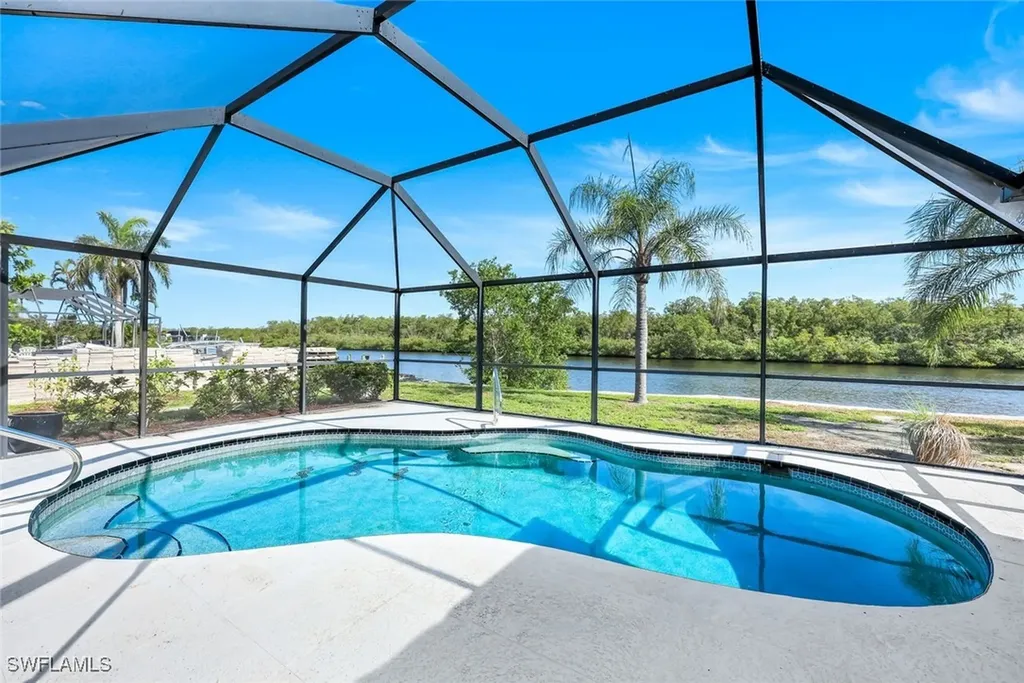 Bonita Springs FL, 4950 Esplanade Street