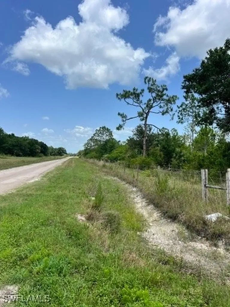 21031 Granville Road Fort Myers FL 33917