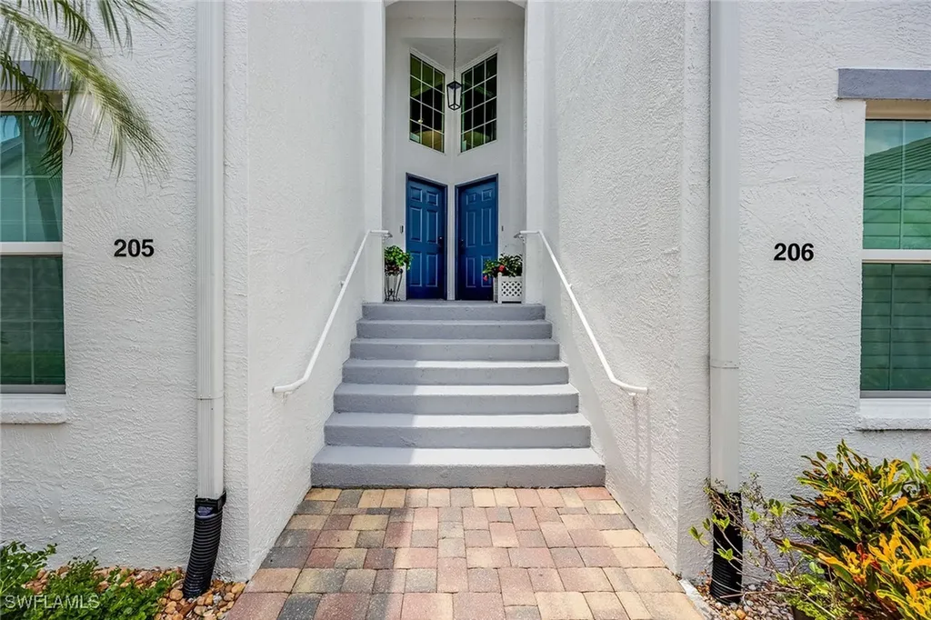 5963 Sand Wedge Lane Naples FL 34110