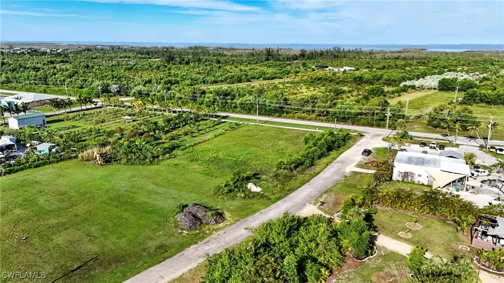 8288 Stringfellow Road St. James City FL 33956