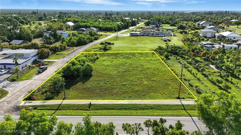 8288 Stringfellow Road St. James City FL 33956