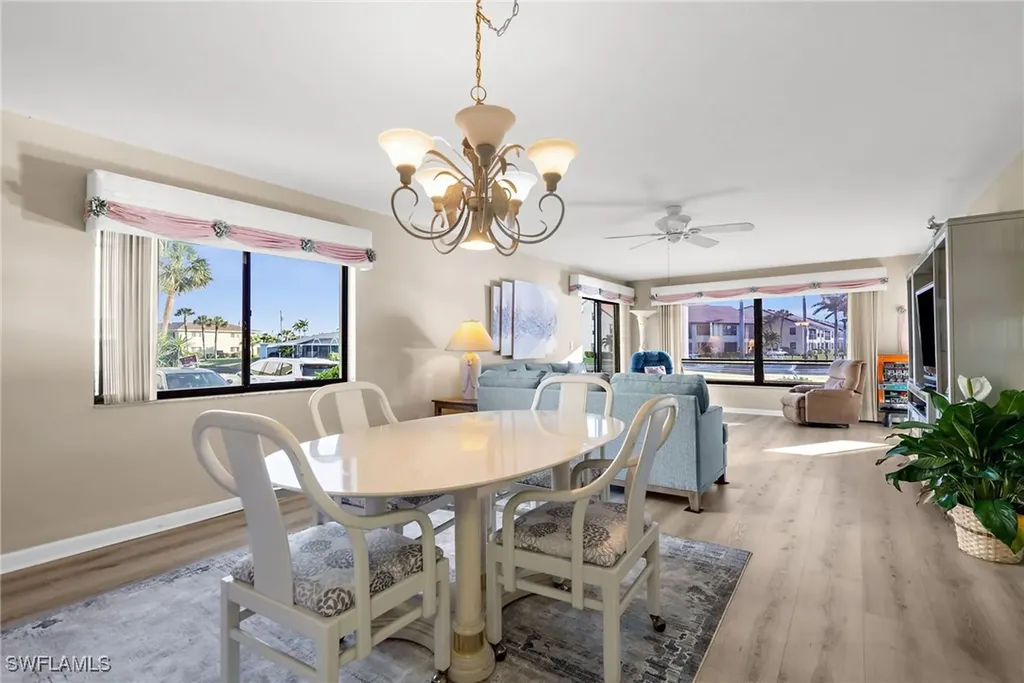 610 Victoria Drive Cape Coral FL 33904