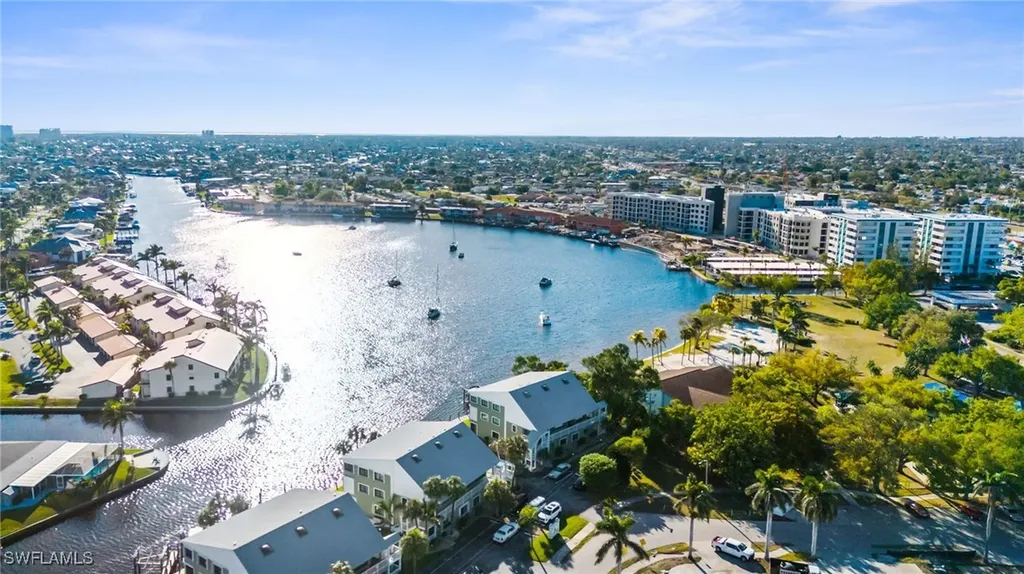 610 Victoria Drive Cape Coral FL 33904