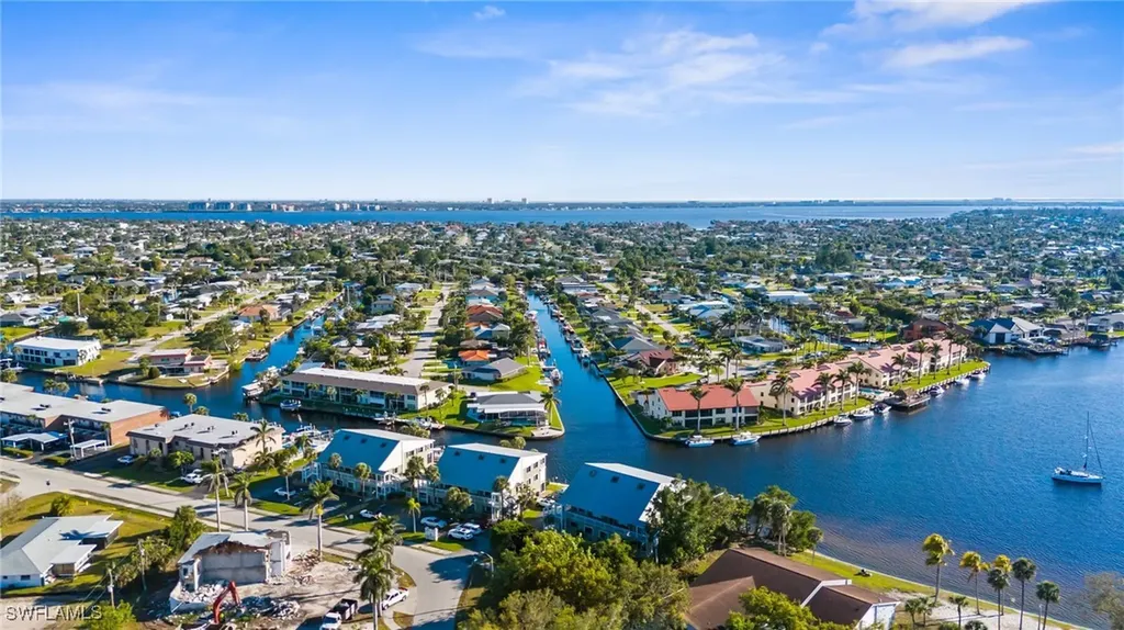 610 Victoria Drive Cape Coral FL 33904