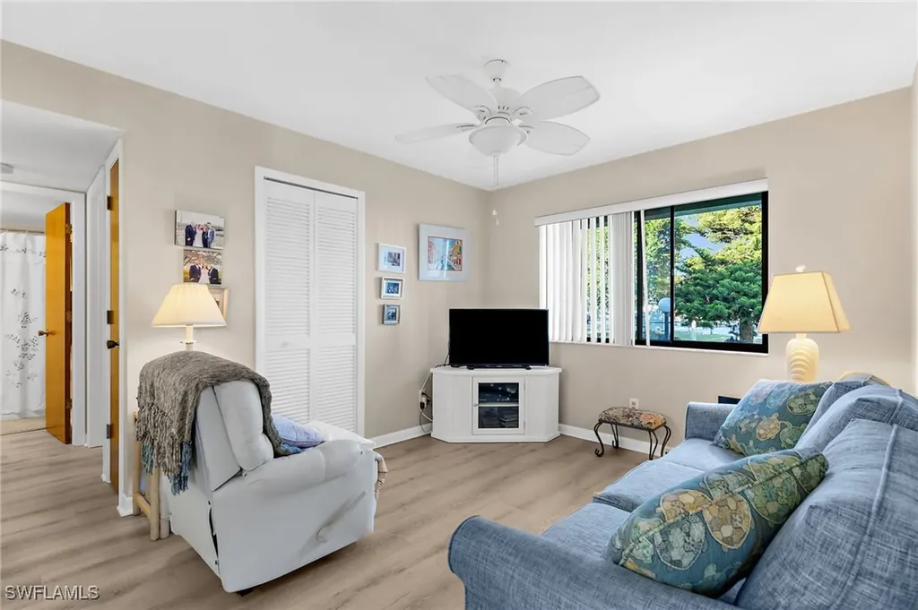 610 Victoria Drive Cape Coral FL 33904