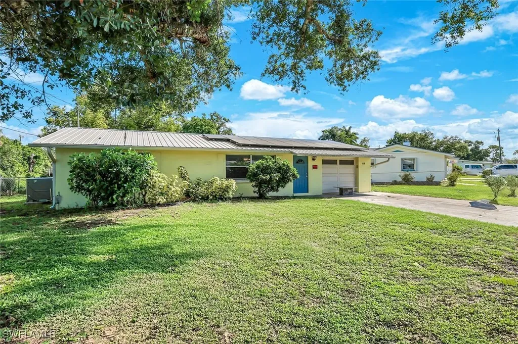 108 Powell Creek Circle North Fort Myers FL 33917