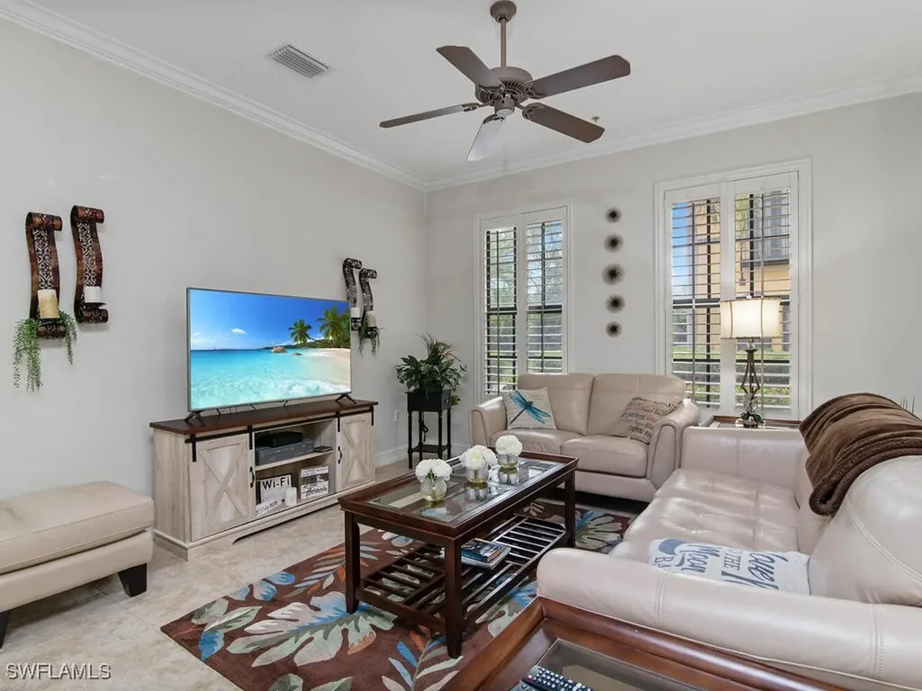 9146 Chula Vista Street Naples FL 34113